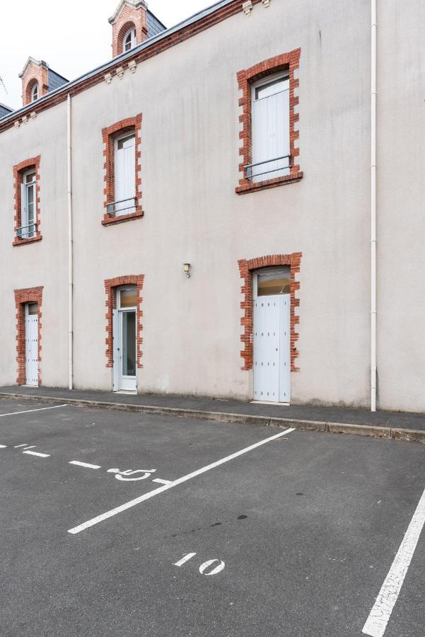 Studio Centre Ville Avec Parking Prive โชเลต์ ภายนอก รูปภาพ